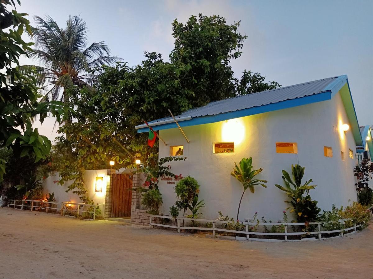 Dream Sun Maldives Гостевой дом